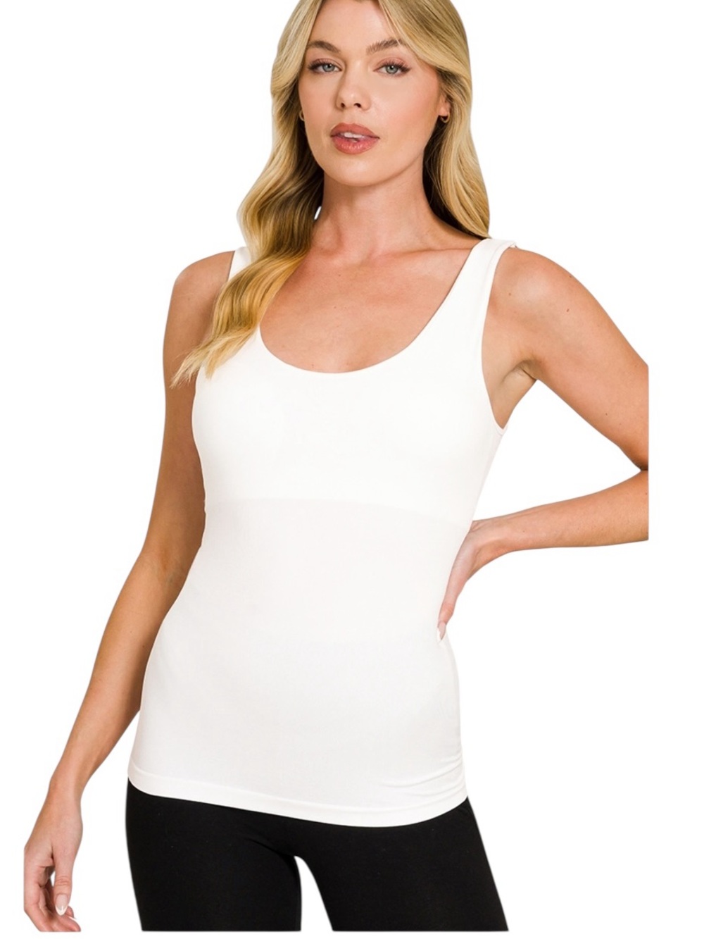 Zenana Bra Black Women’s Seamless Scoop Neck Tank -Built in Bra - Picture 3 of 7